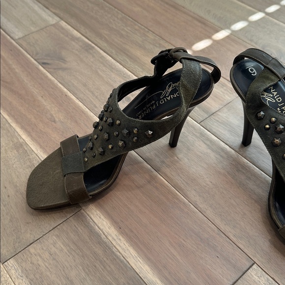 Donald J. Pliner Olive Studded Heels sandals - Picture 5 of 7